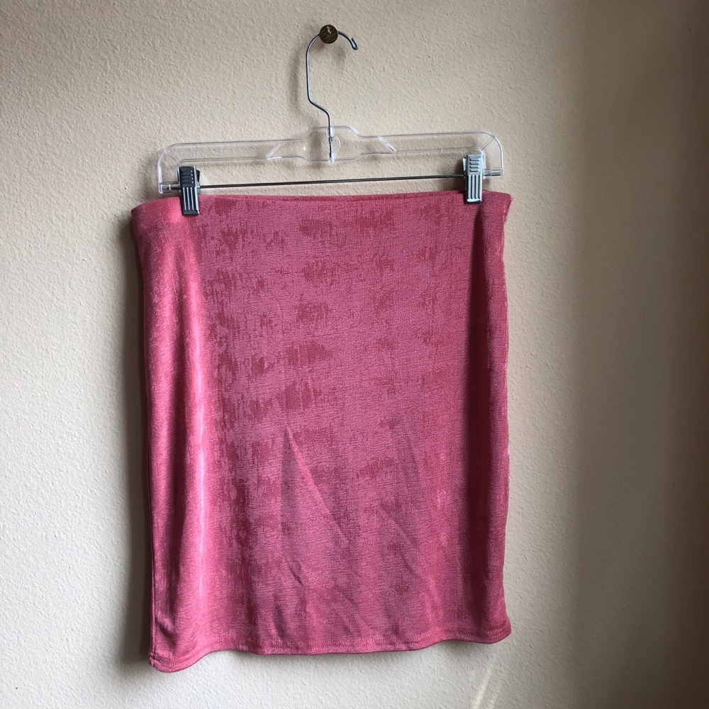 NWOT Missguided Slinky Skirt